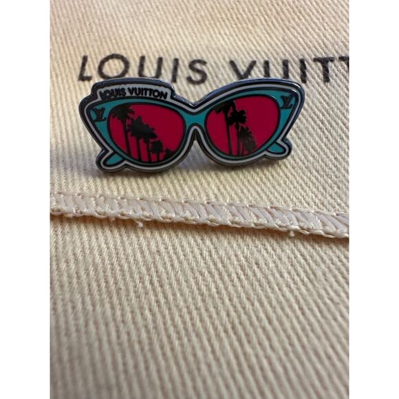 Pintrill X Louis Vuitton Sunglasses Limited Edition 2019 Brooch Pin Ultra Rare - Picture 1 of 11